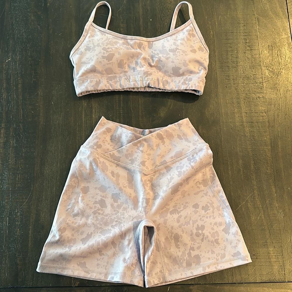Alphalete Women's Athletic Shorts - Light Purple